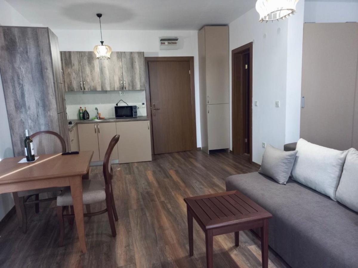 Pirin Golf Hotel Private Studios - Sani, Bansko Razlog Ngoại thất bức ảnh